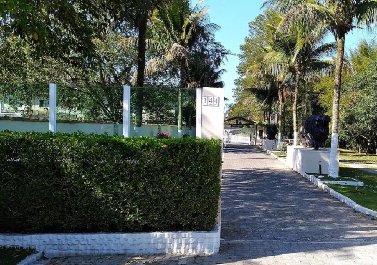 Juquehy Casa Espacosa Em Condominio Juquei Kültér fotó